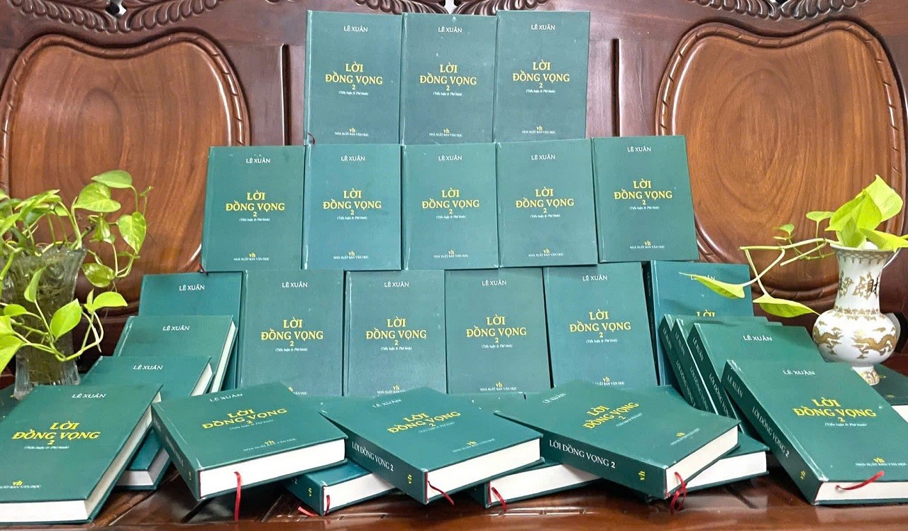 loi-dong-vong-2-nha-van-le-xuan-1768045664.jpg