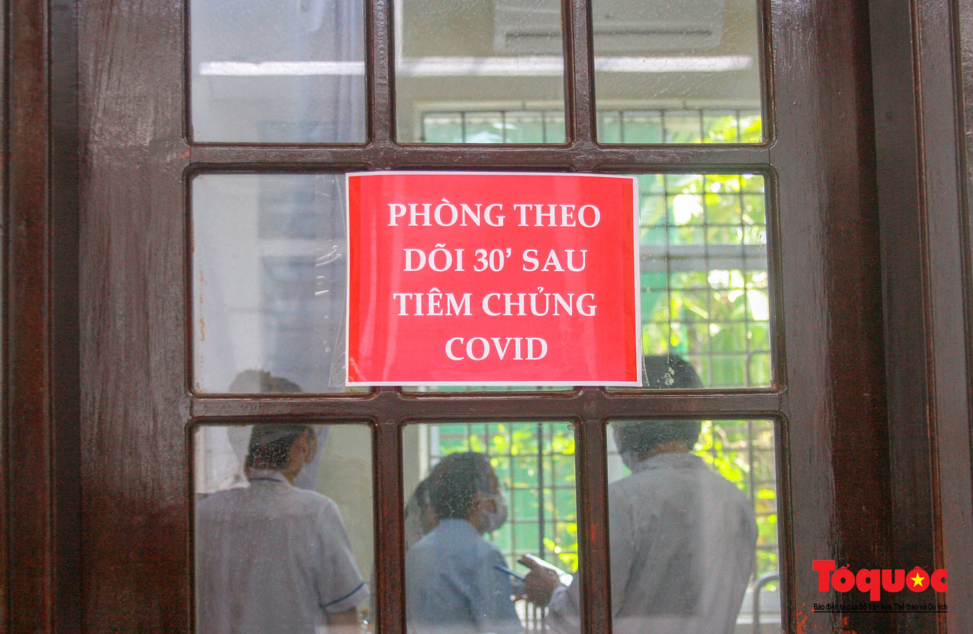 Thừa Thiên Huế bắt đầu tiêm chủng vaccine phòng Covid-19 - Ảnh 11.