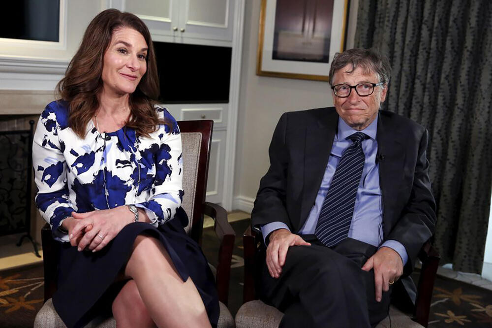 Bill Gates bất ngờ tuyên bố ly hôn vợ sau 27 năm chung sống Ảnh 1