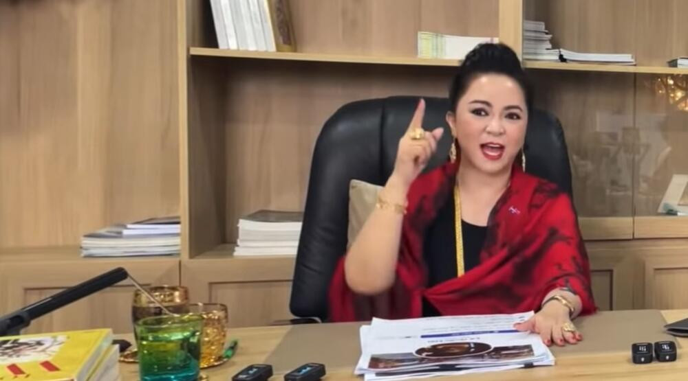 Không cần 50 tỷ, bà Hằng bị nhân vật Huỳnh Ngọc Thiên Hương tuyên bố tung bằng chứng từng là gái tiếp bia