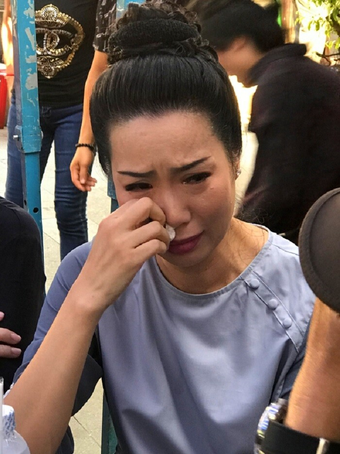 Bị tố dàn dựng vụ NS Thương Tín bị bệnh, Trịnh Kim Chi lên tiếng: 'Đừng tàn nhẫn với chúng tôi như vậy'