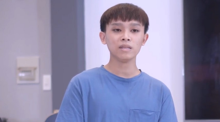 Hồ Văn Cường hốc hác xuất hiện cùng bố mẹ ruột, lên tiếng về ồn ào của ca sĩ Phi Nhung và 'cậu IT' Ảnh 3