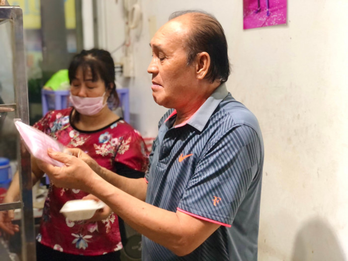 Nghệ sĩ Duy Phương: 'Ăn chay trường mười mấy năm, tôi đâu phải xin tiền khán giả để ăn sung mặc sướng'