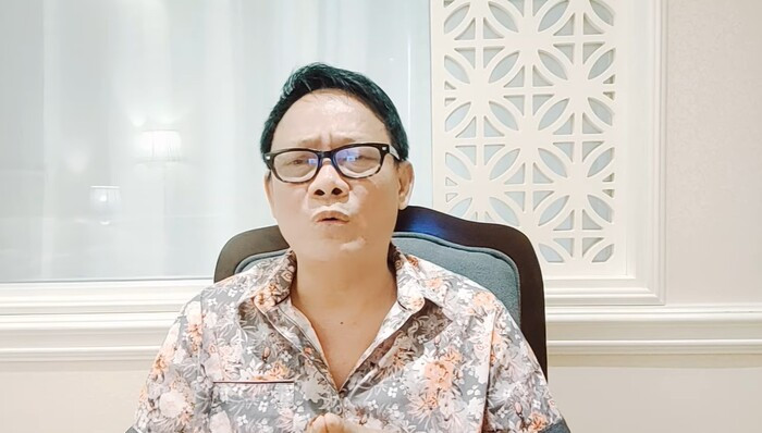 NS Tấn Hoàng bức xúc vì bị nghệ sĩ trẻ gọi điện chửi nặng nề, khẳng định chuyện Duy Phương kể là đúng