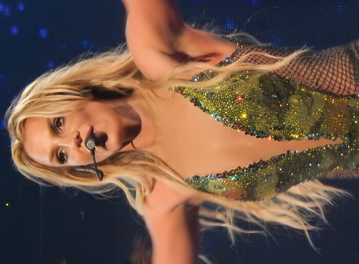Britney Spears: 13 năm bị gia đình 'giam cầm' và đã đến lúc vùng dậy đấu tranh