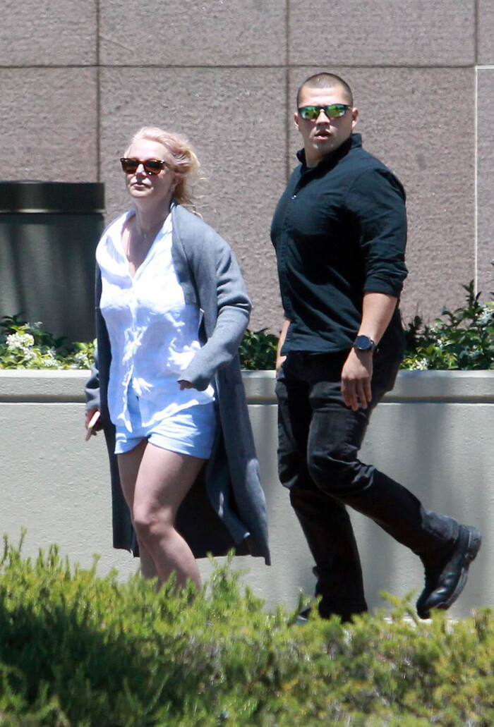 Britney Spears: 13 năm bị gia đình 'giam cầm' và đã đến lúc vùng dậy đấu tranh