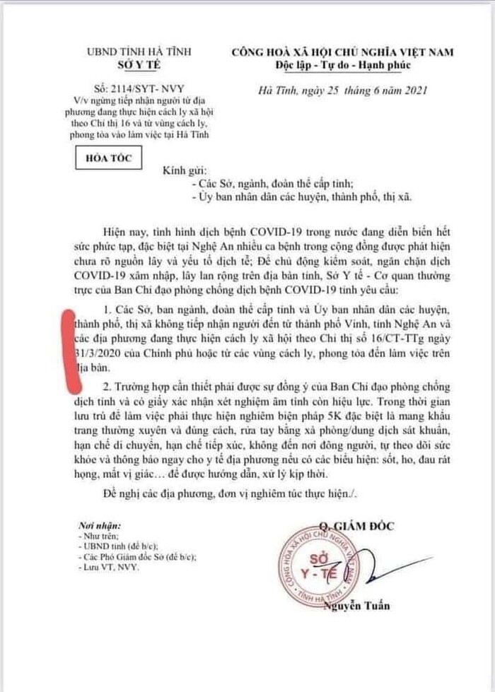 Quyền Giám đốc Sở Y tế Hà Tĩnh bị kỷ luật do 'không tiếp nhận người vùng dịch' Ảnh 2