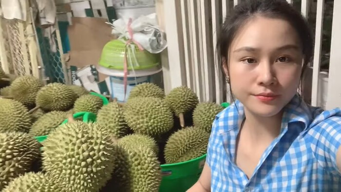 Linh Lan 'thưởng nóng' 30 triệu cho ai tìm được kẻ lừa đảo, tiết lộ đi làm trả nợ thay cho Vân Quang Long