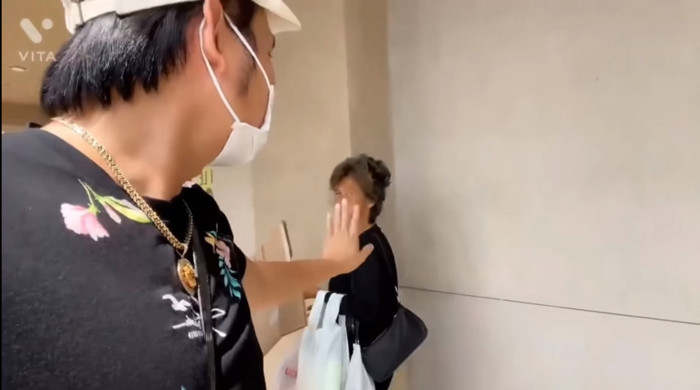 Kim Ngân bất ngờ gặp gỡ NSƯT Kim Tiểu Long trên đường, còn đòi nam nghệ sĩ làm điều này