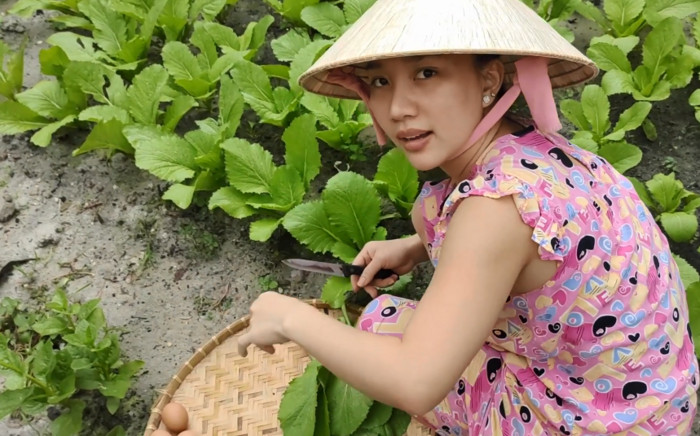 Lê Dương Bảo Lâm đáp trả 'cực gắt' khi bị chê 'miệng giống cá tra'
