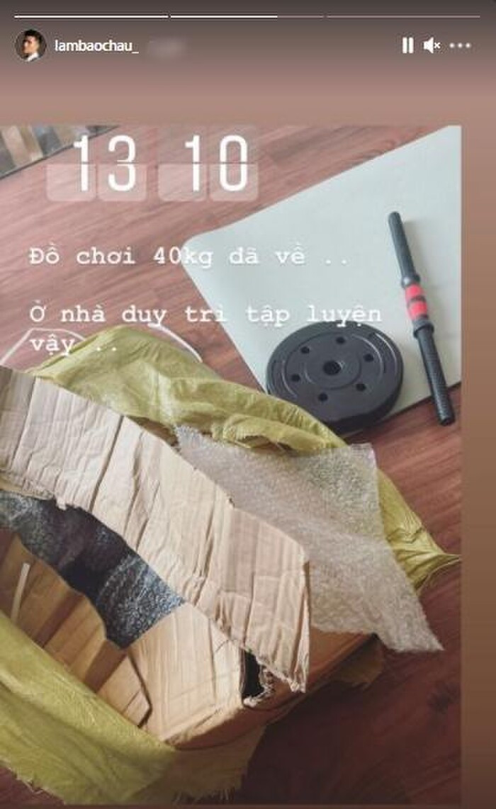 Lâm Bảo Châu đi chợ nấu ăn cho Lệ Quyên giữa mùa dịch: Xứng danh 'phi công trẻ quốc dân'