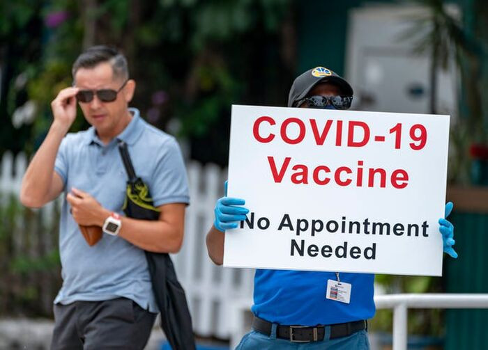 Những người chưa tiêm vaccine Covid-19 ở Mỹ bị chỉ trích 'ngu ngốc' và 'ích kỷ'