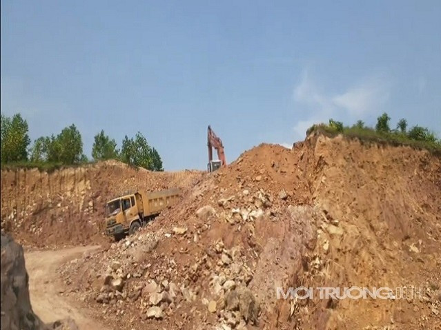 Thái Nguyên: Khai thác đất bừa bãi, làm trái quy định của UBND tỉnh