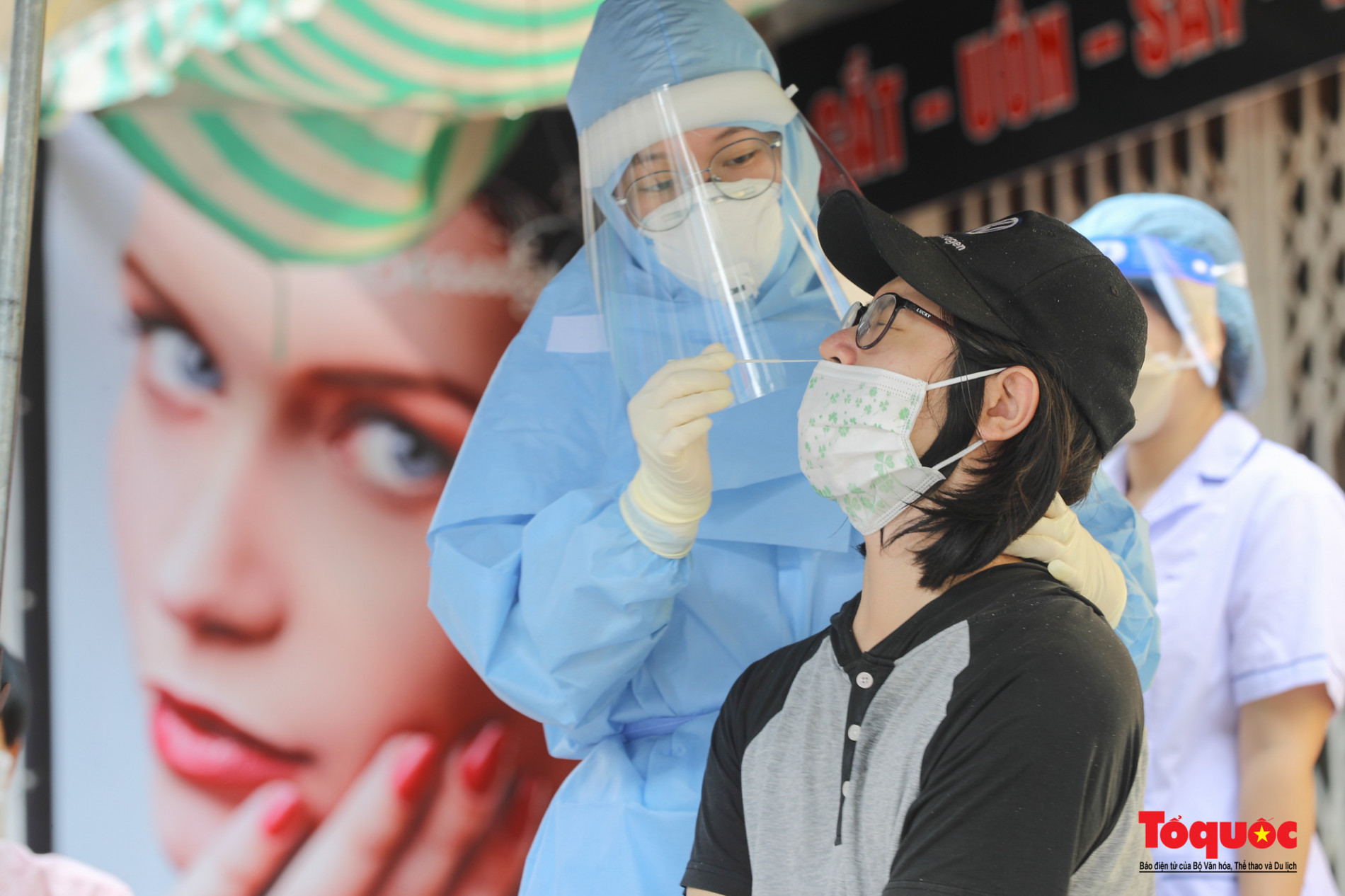 Hà Nội mở nhiều "trận địa" truy vết F0 trên diện rộng toàn thành phố - Ảnh 4.