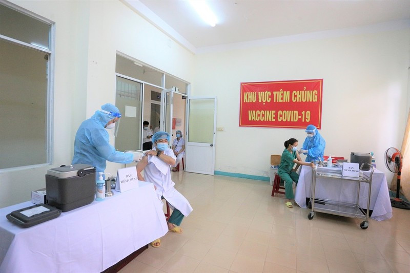 Đà Nẵng tiếp tục tiêm vắc xin phòng Covid-19 cho hơn 40 ngàn người