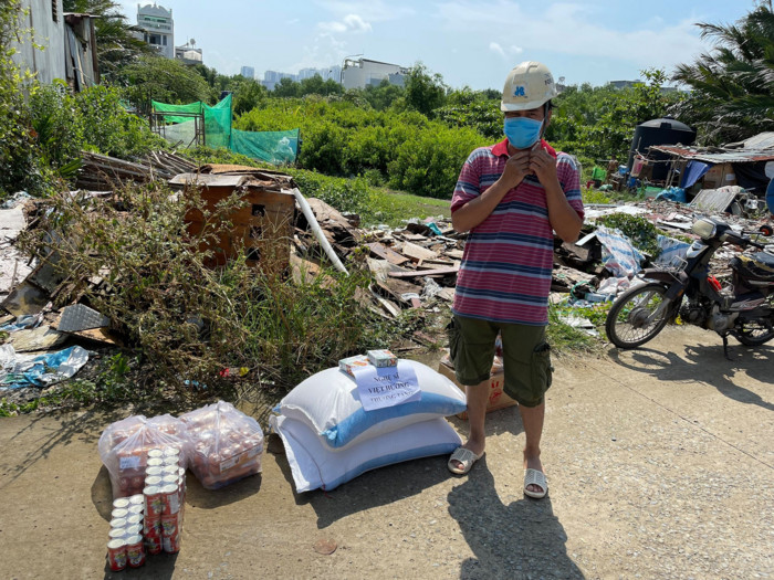 Việt Hương: 'Em ráng đi cùng bà con hết dịch. Thương lắm, đợi em'