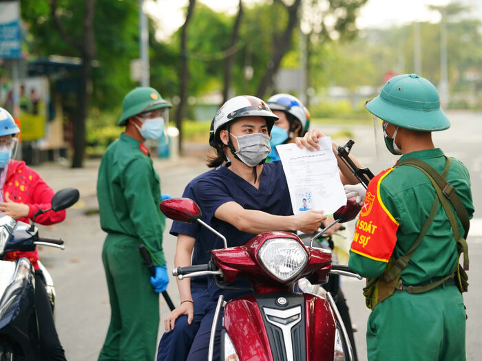 3 đối tượng được phép lưu thông không yêu cầu giấy đi đường tại TP.HCM