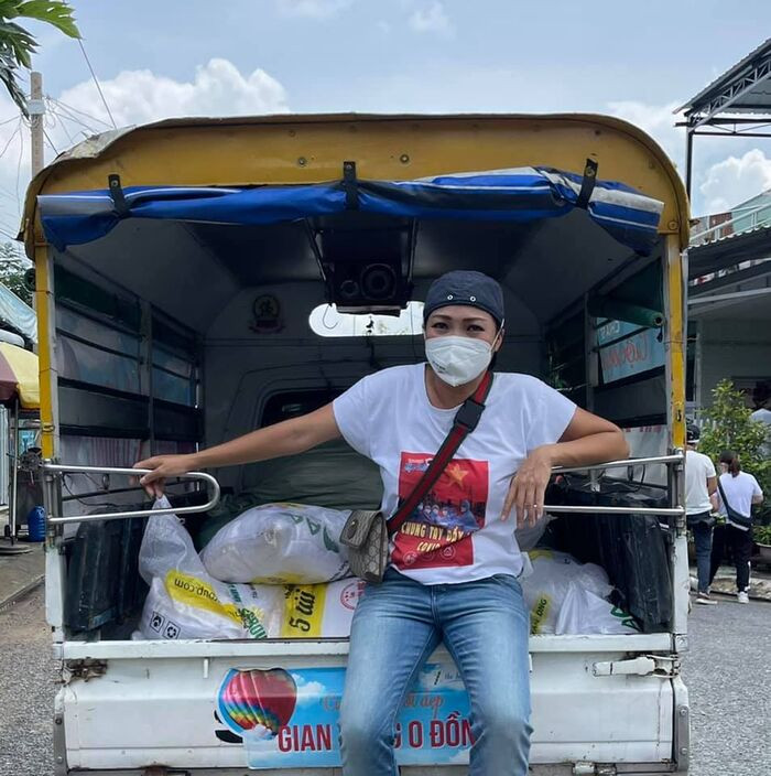 Nghệ sĩ từ thiện trong tâm dịch: Nước mắt đã rơi, máu đã đổ nhưng không bỏ cuộc!