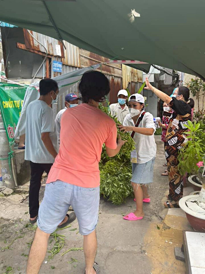 Phương Thanh làm từ thiện đến 'cạn kiệt' tài chính: Cứu tạm... chứ không thể nào cứu hết được!