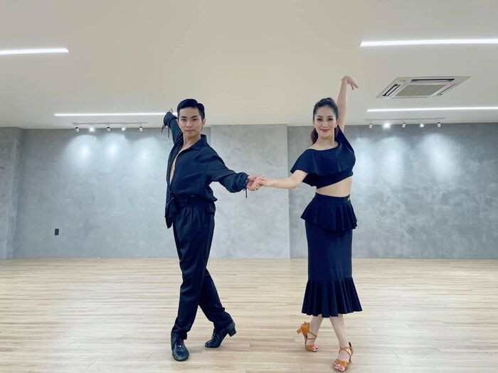 Độc quyền: Phan Hiển nói về tin đồn 'trà xanh', tiết lộ hai vợ chồng đã lâu không dành thời gian cho nhau