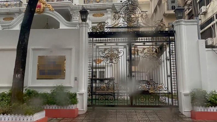 Trang Trần 'cưỡi xế hộp', tìm đến tận nhà của CEO Đại Nam