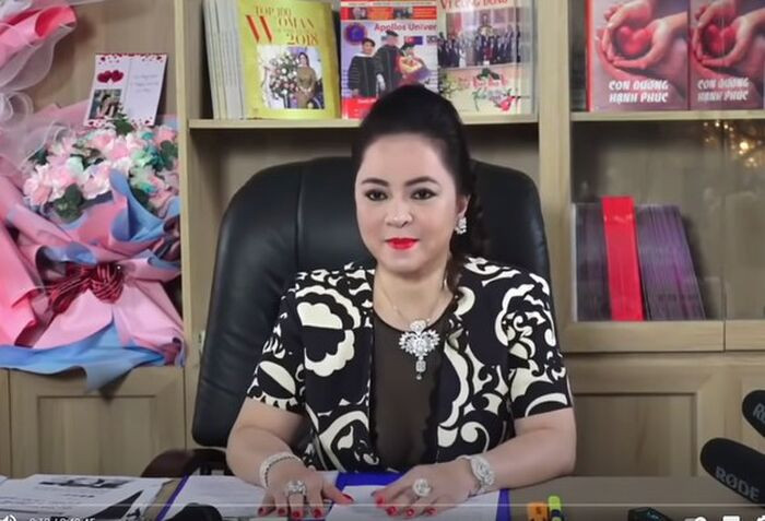Trang Trần hứa sẽ trải chiếu, quỳ lạy xin lỗi CEO Đại Nam nếu thực hiện điều này