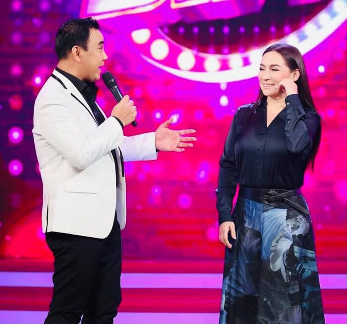 MC Quyền Linh đau xót: 'Làm thiện nguyện là đang cược mạng sống của mình'