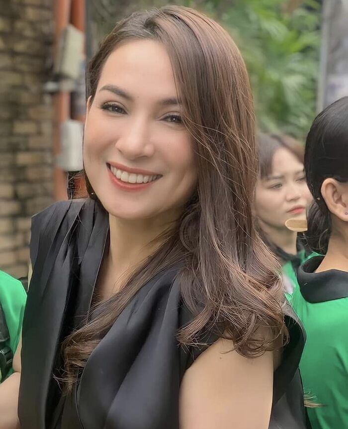 MC Kỳ Duyên chia sẻ kỉ niệm với Phi Nhung kèm câu nói: 'Mình con bị cũng được, mọi người không được bệnh'
