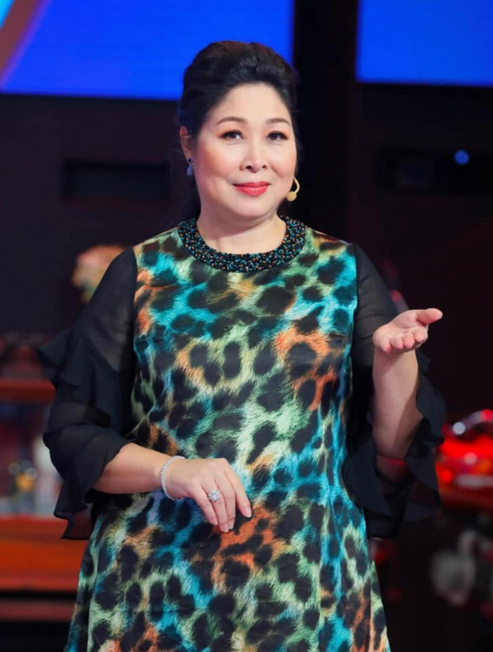 NSND Hồng Vân: 'Không biết mình làm gì sai để bị cấm sóng'
