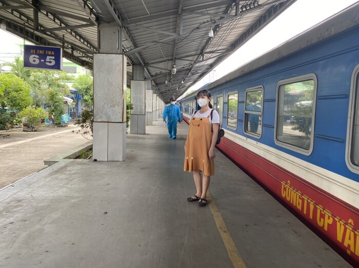 Hành trình hồi hương của 2.800 mảnh đời về Quảng Bình: Người mang theo hài cốt, người chỉ vừa sinh con Ảnh 9
