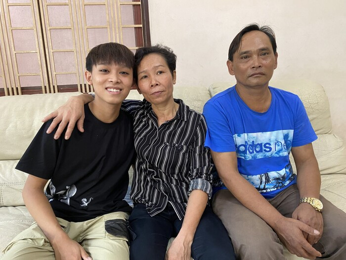 Vừa rời công ty Phi Nhung, Hồ Văn Cường đã nhận được lời mời 'khủng', cát-sê lên tận 10 tỷ