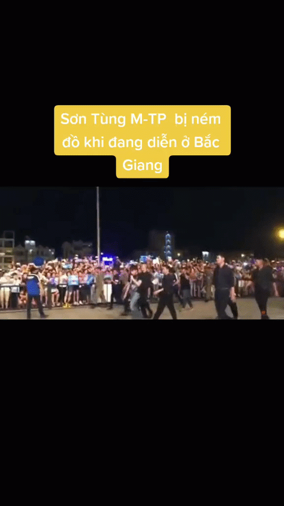 Sơn Tùng bất ngờ bị khán giả ném đồ vật lạ trong lúc đang xuống khán đài giao lưu cùng fan