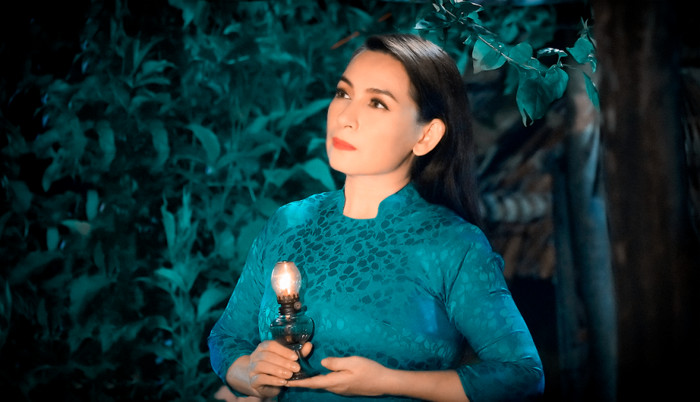 Netizen bức xúc kênh Youtube giả mạo phát sóng buổi livestream cũ của Phi Nhung để câu view