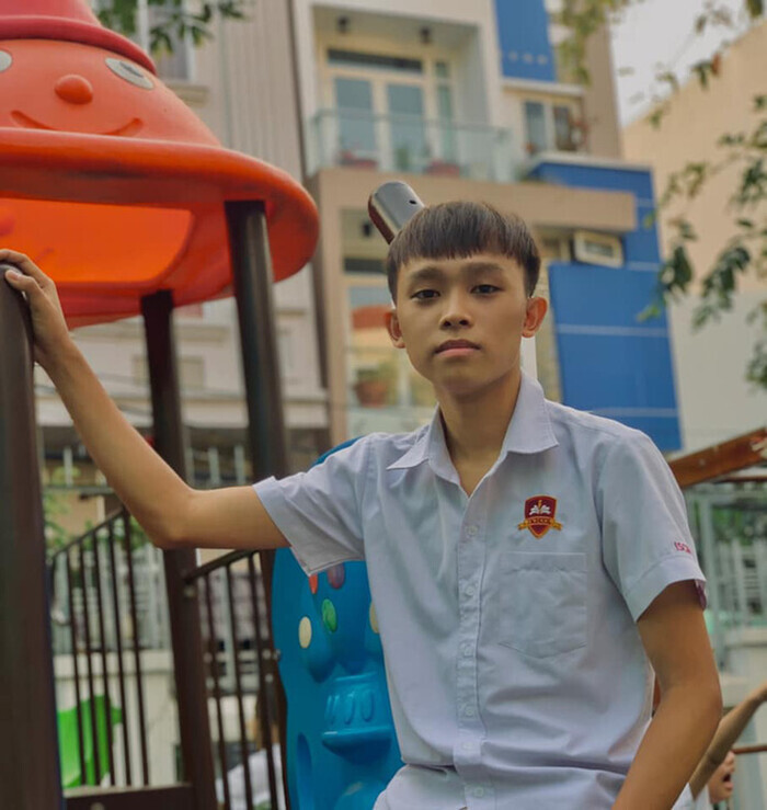 Xôn xao clip Hồ Văn Cường xuất hiện tại quê nhà hậu ồn ào cát-sê