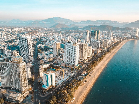 Ảnh hưởng của công trình nghỉ dưỡng cao tầng đến đường chân trời thành phố Nha Trang - Tạp chí Kiến Trúc