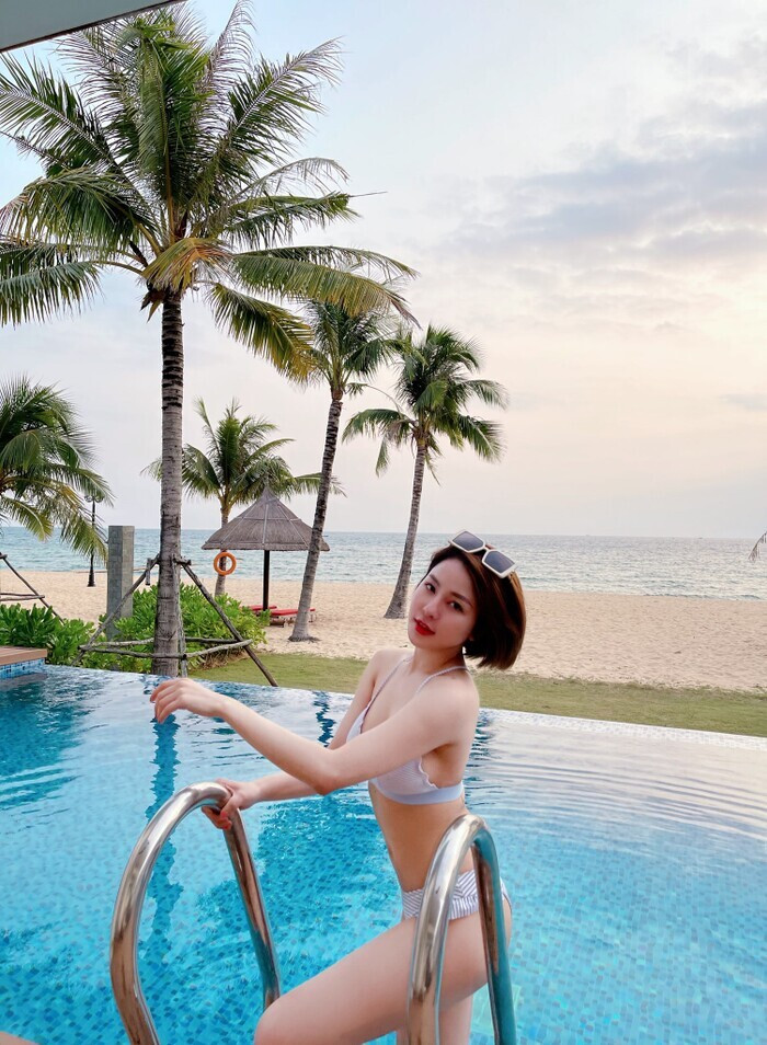 Hotgirl Trâm Anh bất ngờ chia sẻ chuyện 'đã có chồng'?
