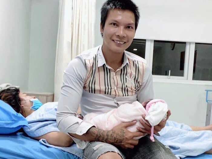 Lộc Fuho công bố số tiền vừa đập ba con heo đất để xây nhà mới