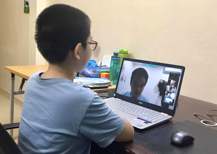 Một tỉnh cho học sinh tiểu học tạm nghỉ học online 1 tuần để giảm căng thẳng Ảnh 1