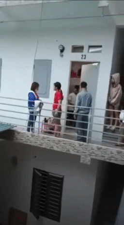 Đánh ghen ồn ào tại phòng trọ: Vợ nổi cơn thịnh nộ, vung tay tát cả chồng cùng nhân tình 'cháy má' Ảnh 3