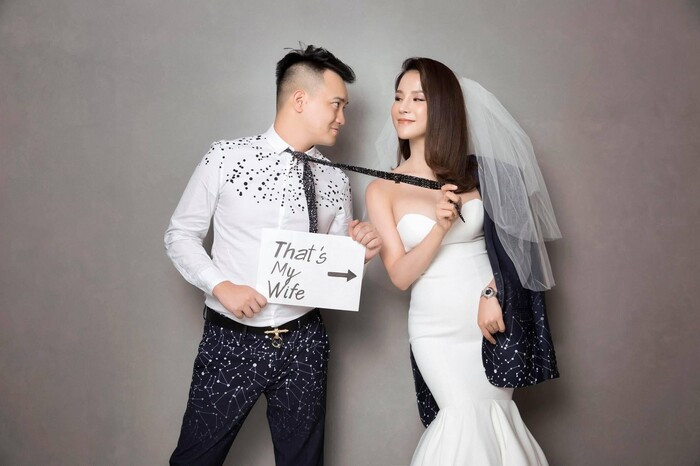 Diệp Lâm Anh tung ảnh tình tứ bên trai lạ giữa lùm xùm ly hôn