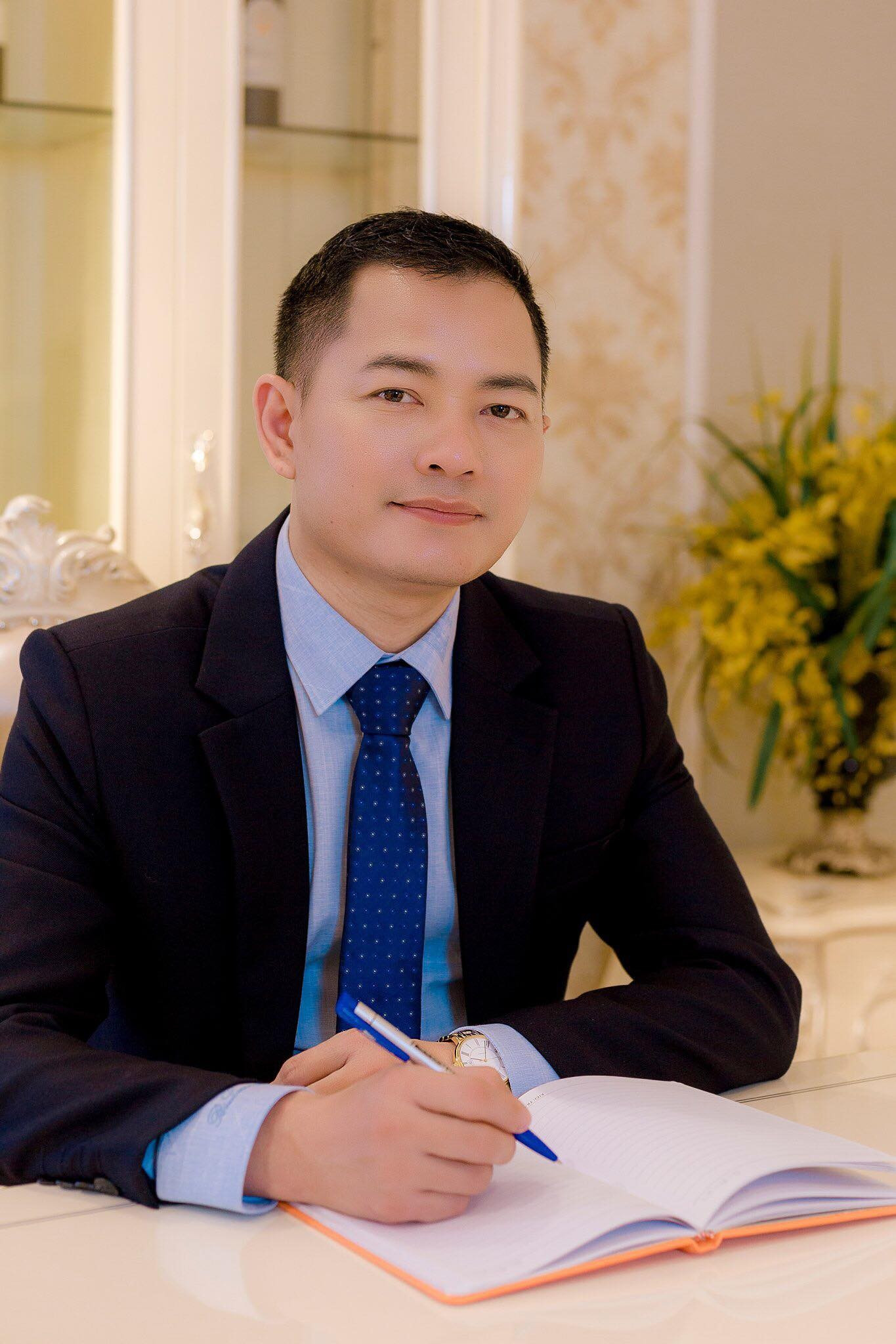 doanh-nhan-dam-anh-tien3-1638884252.jpg