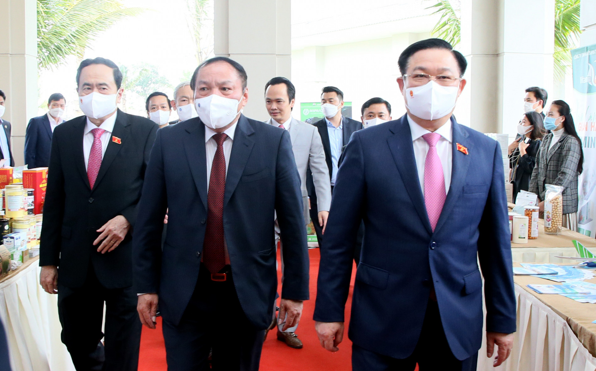 Giải pháp phục hồi và phát triển du lịch phải được xem xét hài hòa với tổng thể chiến lược phát triển kinh tế xã hội - Ảnh 1.