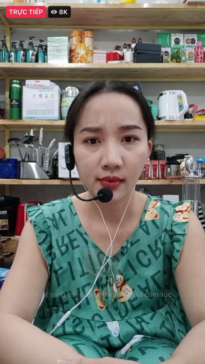 Vợ Lê Dương Bảo Lâm 'ứa nước mắt' khi mang bầu bị chê kém sắc, khó có con trai
