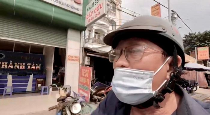 Nghệ sĩ Duy Phương đi giao bánh bèo, được đại gia tặng 'miếng đất' nhưng vội vàng từ chối