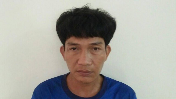 Thợ hớt tóc nhậu một mình đến 1h sáng rồi vào phòng trọ khống chế hiếp dâm cô gái trẻ Ảnh 1