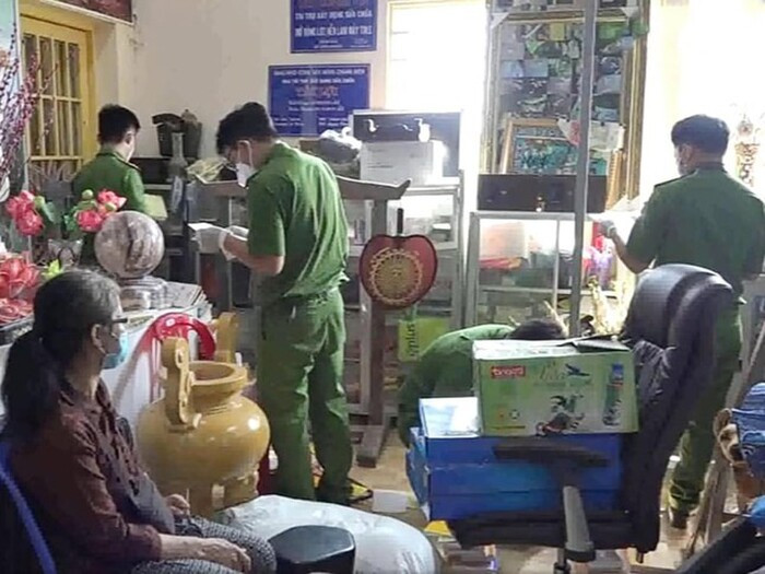 Xôn xao cuốn sổ ghi chép giờ giấc sinh hoạt riêng tư của ông Lê Tùng Vân, sự thật ra sao?