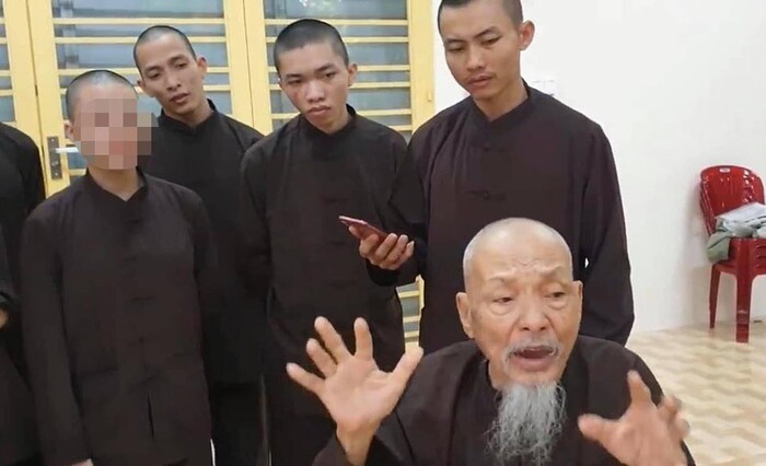 Xôn xao cuốn sổ ghi chép giờ giấc sinh hoạt riêng tư của ông Lê Tùng Vân, sự thật ra sao?
