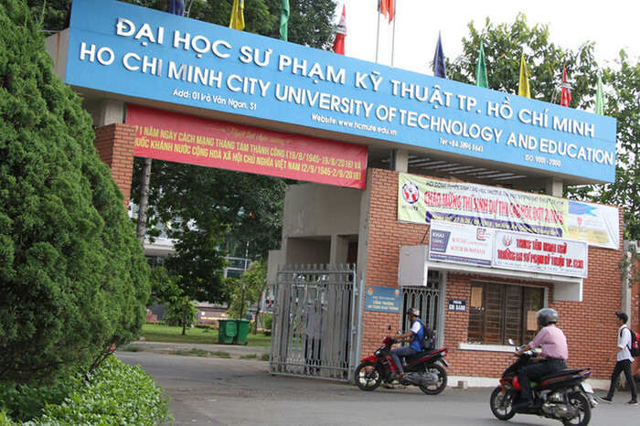 Một trường đại học ở TP.HCM thưởng Tết cao nhất 70 triệu đồng/người