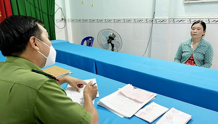 Con dâu trộm vàng của mẹ chồng rồi tạo hiện trường giả bị kẻ gian đột nhập