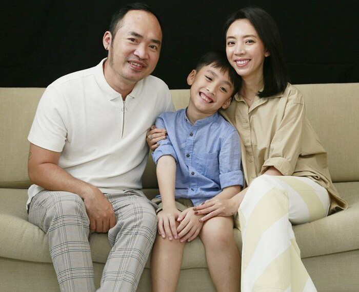 Tiến Luật và Thu Trang tậu biệt thự mới siêu 'khủng', chính thức gia nhập hội nhà giàu Vbiz